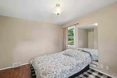 8430 Knox Avenue S, Bloomington, MN 55431 - Photo 13