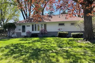 8430 Knox Ave S, Bloomington, MN 55431 - Photo 35