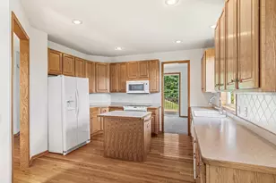 16568 Irwindale Way, Lakeville, MN 55044 - Photo 5