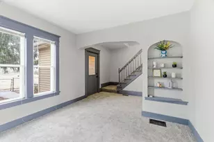 902 Dodd Rd, West Saint Paul, MN 55118 - Photo 7