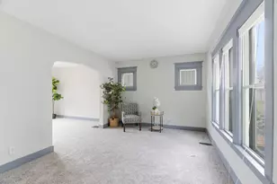 902 Dodd Rd, West Saint Paul, MN 55118 - Photo 5