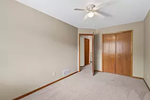 1133 Pecks Woods Dr, New Brighton, MN 55112 - Photo 31