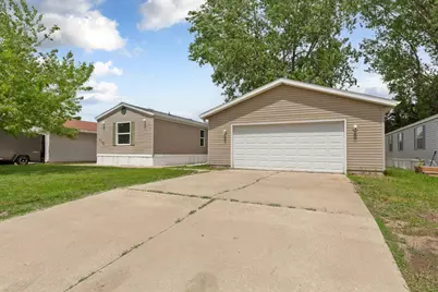 718 Rose Drive, Faribault, MN 55021 - Photo 3