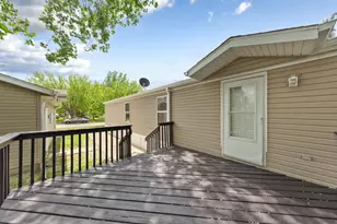 718 Rose Dr, Faribault, MN 55021 - Photo 5