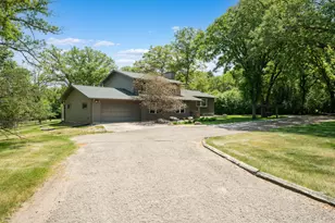 2000 Schmidt Ct SE, Rochester, MN 55904 - Photo 3