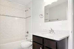 600 W 32nd St, Minneapolis, MN 55408 - Photo 15