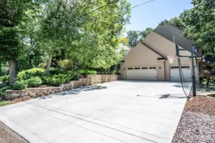 4015 Hosford Hills Rd, Eagan, MN 55123 - Photo 45
