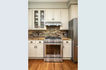 4015 Hosford Hills Road, Eagan, MN 55123 - Photo 9