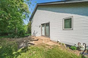 13638 Hidden Creek Dr, Andover, MN 55304 - Photo 15