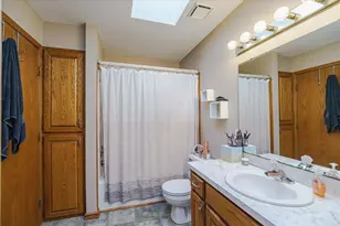 13638 Hidden Creek Dr, Andover, MN 55304 - Photo 15