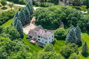 8 Old Deerfield Rd, Welch Township, MN 55089 - Photo 3