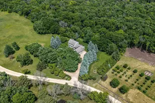 8 Old Deerfield Rd, Welch Township, MN 55089 - Photo 3