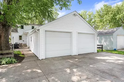 902 11th Avenue SW, Austin, MN 55912 - Photo 3