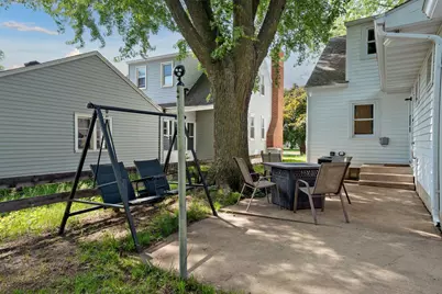 902 11th Avenue SW, Austin, MN 55912 - Photo 5