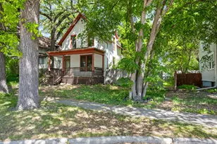 335 9th Ave S, Fargo,  58103 - Photo 3