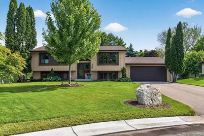 4500 Ranchview Lane N, Plymouth, MN 55446 - Photo 3