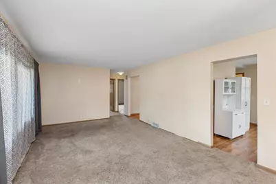 833 9th Avenue SW, Faribault, MN 55021 - Photo 17
