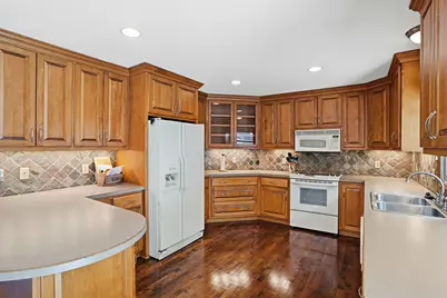 2115 Toledo Avenue N, Golden Valley, MN 55422 - Photo 13