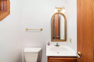 439 Hartley Pl, Duluth, MN 55803 - Photo 9