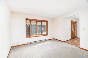 439 Hartley Pl, Duluth, MN 55803 - Photo 11