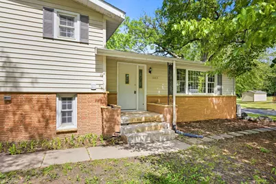 1065 Jorgenson Street SE, Hutchinson, MN 55350 - Photo 3