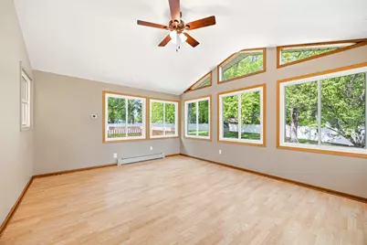1065 Jorgenson Street SE, Hutchinson, MN 55350 - Photo 9