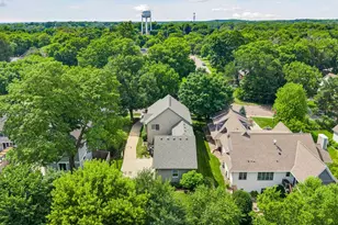 238 Broadway Ave N, Wayzata, MN 55391 - Photo 51
