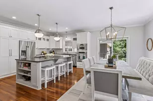 238 Broadway Ave N, Wayzata, MN 55391 - Photo 9