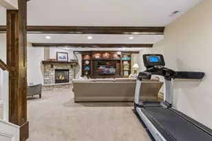 238 Broadway Ave N, Wayzata, MN 55391 - Photo 43