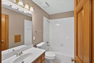 17470 91st Pl N, Maple Grove, MN 55311 - Photo 23