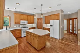 17470 91st Pl N, Maple Grove, MN 55311 - Photo 5