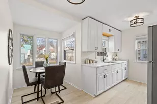 3214 Dupont Ave N, Minneapolis, MN 55412 - Photo 9