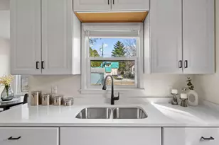 3214 Dupont Ave N, Minneapolis, MN 55412 - Photo 13