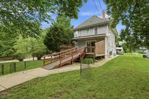 2016 Laurel Ave, Saint Paul, MN 55104 - Photo 3