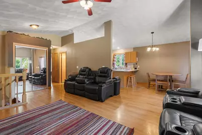 1291 Bellflower Lane NE, Owatonna, MN 55060 - Photo 3