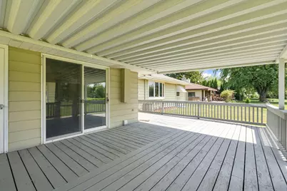 58413 220th Street, Austin, MN 55912 - Photo 9