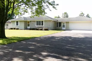 58413 220 St, Austin, MN 55912 - Photo 1