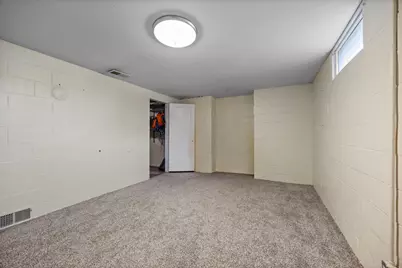 1000 W Lyon Avenue, Lake City, MN 55041 - Photo 23