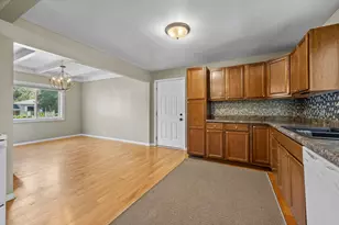 1000 W Lyon Ave, Lake City, MN 55041 - Photo 9
