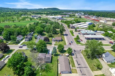 1000 W Lyon Avenue, Lake City, MN 55041 - Photo 7