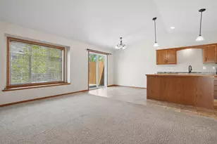 2833 Umber Ct S, Fargo, ND 58104 - Photo 7