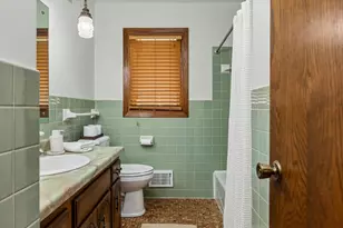 1493 Arundel St, Saint Paul, MN 55117 - Photo 19