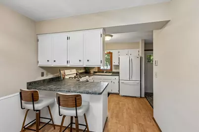 1493 Arundel Street, Saint Paul, MN 55117 - Photo 9