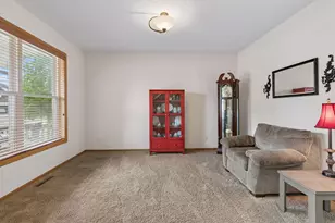 18618 Dunbury Ave, Farmington, MN 55024 - Photo 7