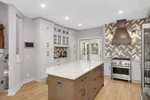 5550 Chatsworth St N, Shoreview, MN 55126 - Photo 13