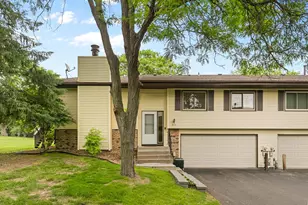 919 Greenhaven Dr, Vadnais Heights, MN 55127 - Photo 1