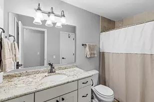 919 Greenhaven Dr, Vadnais Heights, MN 55127 - Photo 23