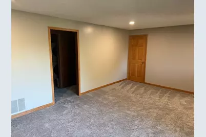 712 S Washington Street, New Ulm, MN 56073 - Photo 7