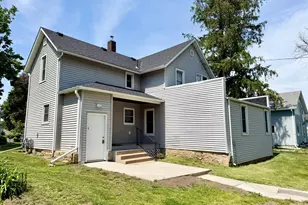 455 9th St, Red Wing, MN 55066 - Photo 5