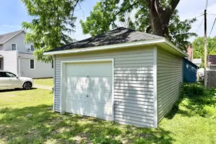 455 9th St, Red Wing, MN 55066 - Photo 27